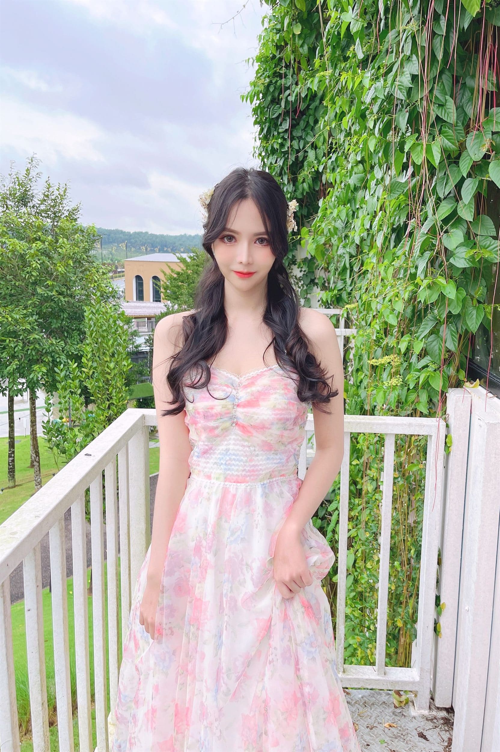 Candice bella flower maxi dress