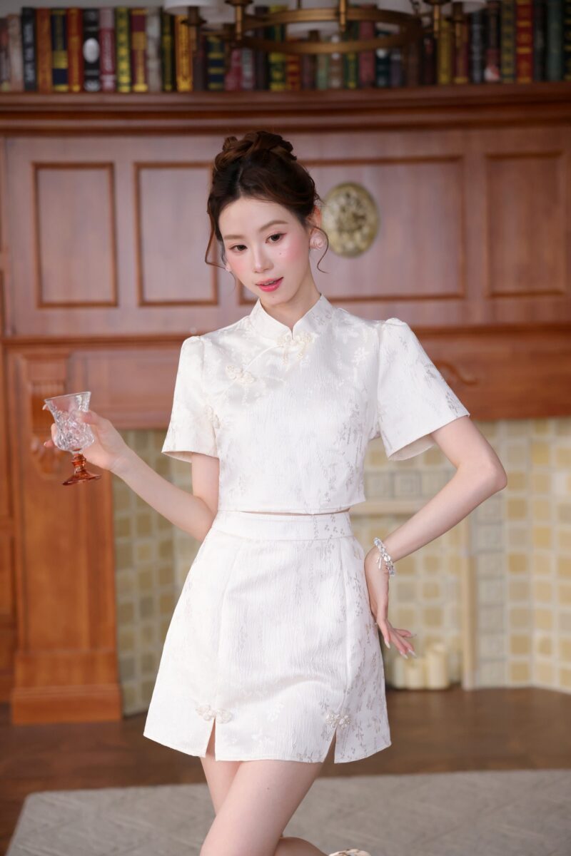 084a22c33j68c24263fc112413783763