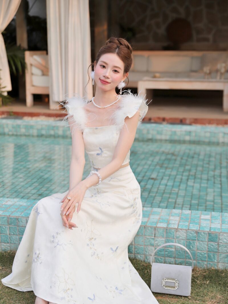 40b9686efmb4377a31794154820224f9